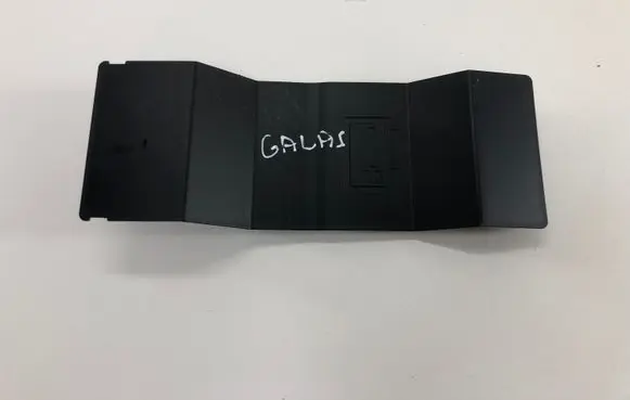 Toyota RAV 4 (XA40) Battery box tray cover/lid 64718X1B01