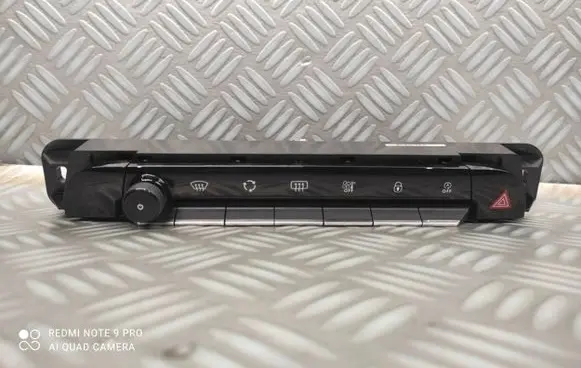 Citroen C5 Aircross Climate control unit 9828018177