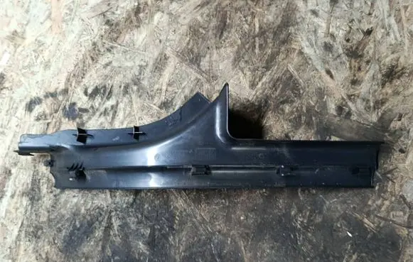 BMW 7 E65 E66 Rear seat side bottom trim 8241249 11242010