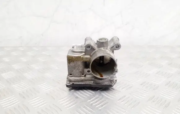 Renault Clio III Throttle valve 8200568712E