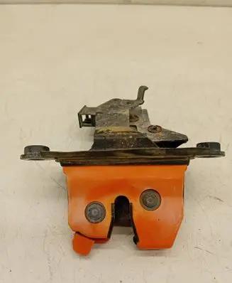 Skoda Fabia Mk1 (6Y) Tailgate/trunk/boot lock/catch/latch 6Y0827501