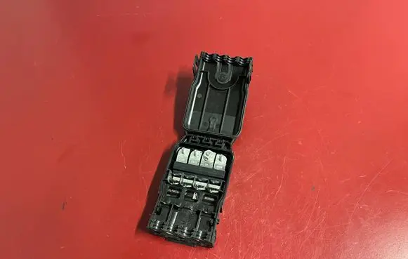 Positive wiring loom