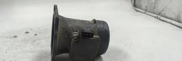 Audi A4 S4 B5 8D Mass air flow meter 058133471