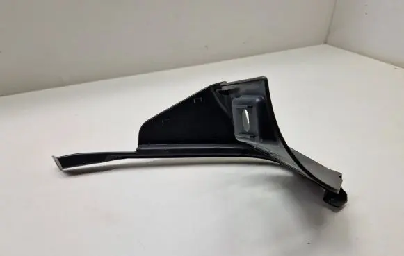 BMW 3 F30 F35 F31 Seat belt trim 7256113