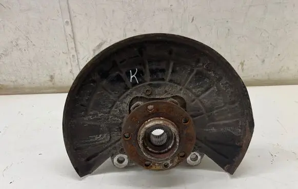 Jeep Cherokee Front wheel hub 