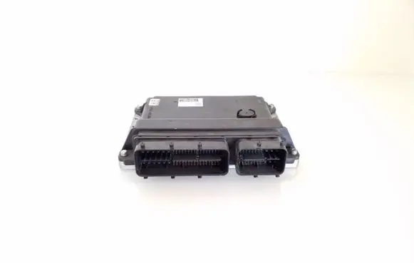 Lexus GS 300 350 430 450H Engine control unit/module 8966130000 2751005824