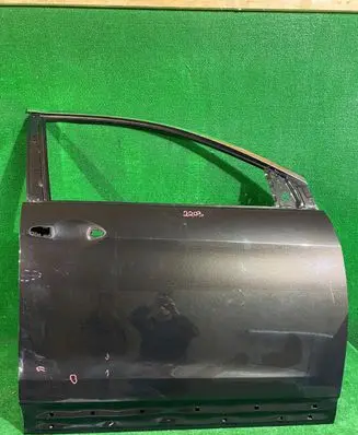 Honda CR-V Front door
