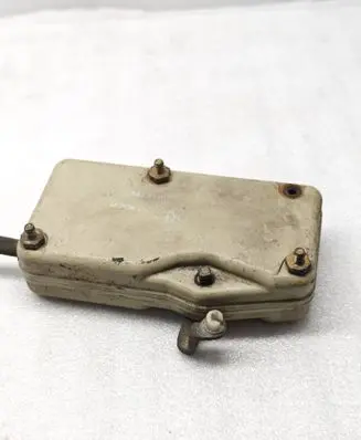 BMW 7 E23 Rear door soft close latching motor 51261363595 1261363595