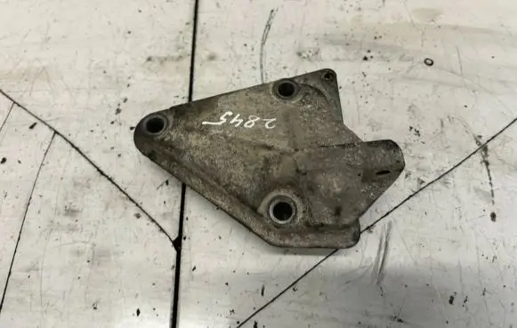 Opel Combo B Engine mounting bracket
