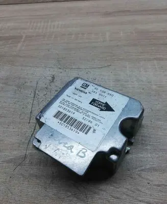 Opel Vectra B Airbag control unit/module 90508980 5WK4169