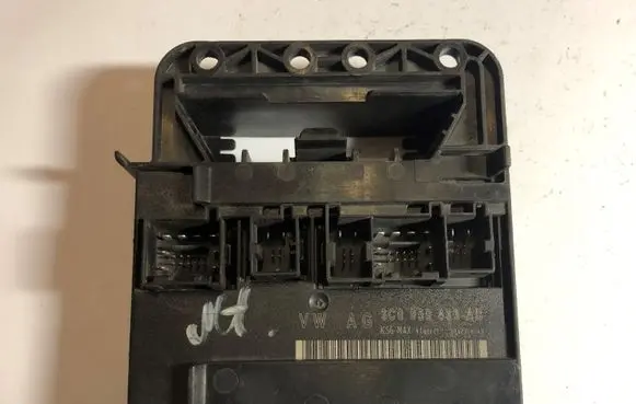 Volkswagen PASSAT B6 Comfort/convenience module 3C0959433AB 1K1907348A 90472H043