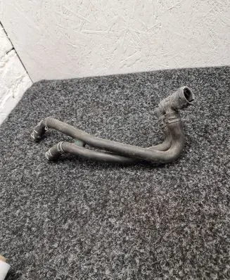 Volkswagen Touareg III Engine coolant pipe/hose 5q0121156D