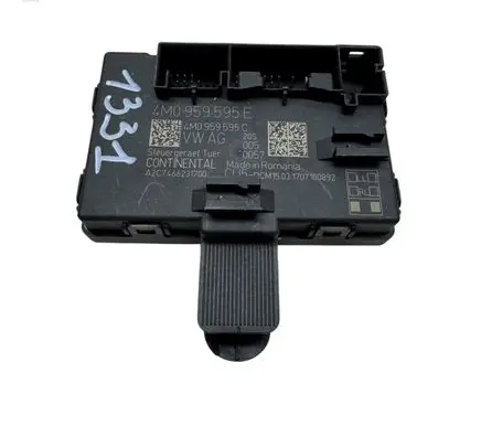 Audi Q7 4M Door control unit/module 4M0959595E 4M0959595C