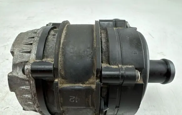 Audi A3 S3 8V Electric auxiliary coolant/water pump 04L965567