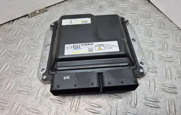 Mazda CX-7 Engine control unit/module R2AX18881D 2758009493 R2AX