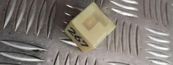 Audi A4 S4 B5 8D Other relay 443919578c