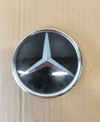 Mercedes-Benz C W206 Manufacturer badge logo/emblem A0008881800