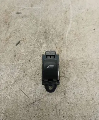 Volvo V40 Electric window control switch 31334569