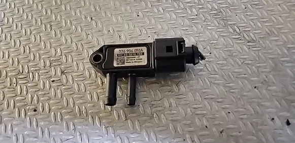Volkswagen Crafter Air pressure sensor 076906051A