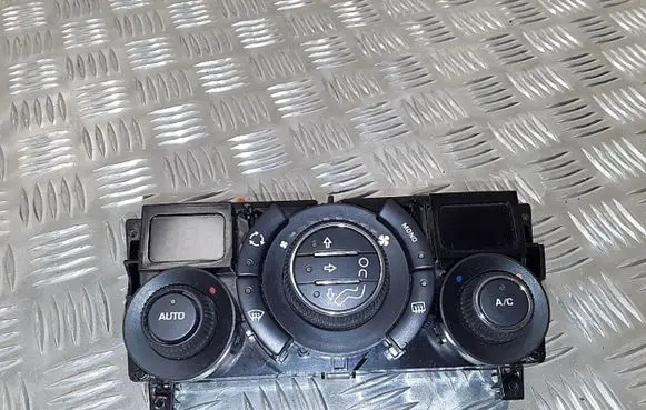 Peugeot 308cc Climate control unit 96850724XT