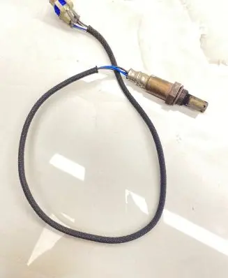 Cadillac SRX Lambda probe sensor PB45508B17 PB455 08B17