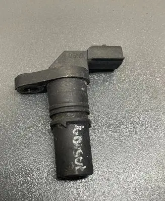 Nissan Qashqai Crankshaft position sensor 8200995209