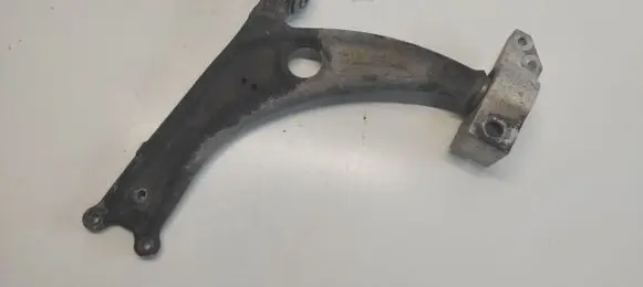 Volkswagen PASSAT B6 Front lower control arm/wishbone 3C0407153B 3CO199231D 3471101