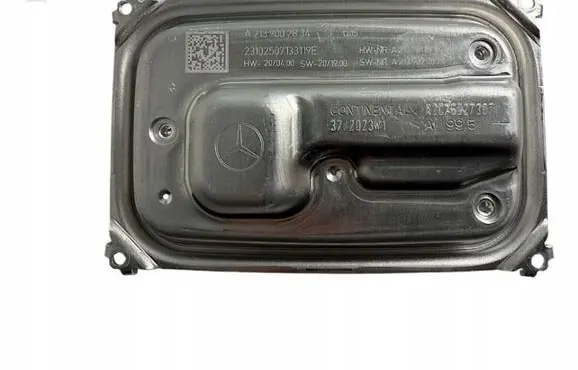 Mercedes-Benz V Class W447 Headlight ballast module Xenon A2139002834