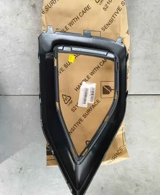 Front bumper lower grill