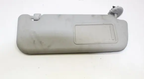 Toyota Avensis T270 Sun visor