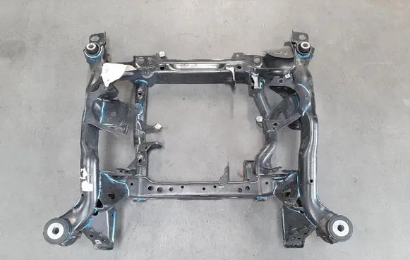 Mercedes-Benz ML W166 Front axle beam A1663302100