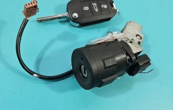 Opel Corsa F Ignition lock IMPRK1469592