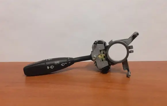 Mercedes-Benz Sprinter W906 Indicator stalk A9065450310 5371