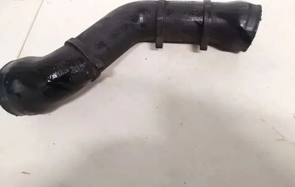 Audi TT Mk1 Intercooler hose/pipe 06a145708