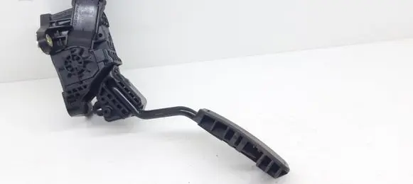 Honda CR-V Accelerator throttle pedal 2700000390
