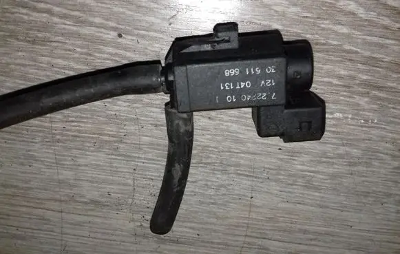 Volvo S60 Vacuum valve 72224010 30611668
