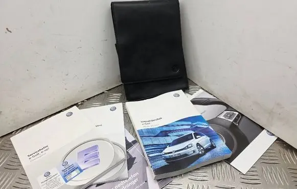 Volkswagen e-Golf Owners service history hand book 