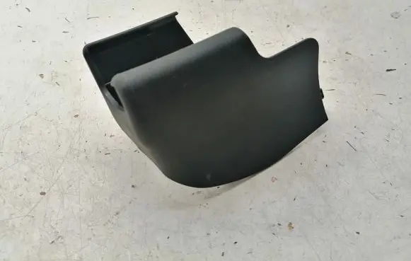 Toyota Avensis T270 Front driver seat rail trim 7215705050C0 7215705050