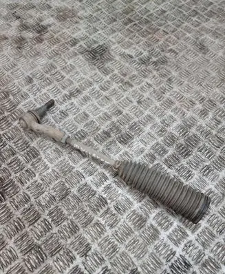 Land Rover Discovery 5 Steering tie rod 