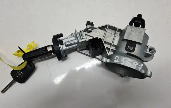 Opel Corsa D Ignition lock 56155