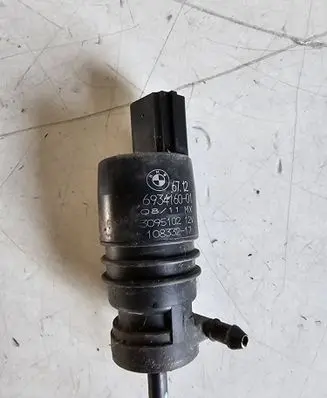 BMW X3 F25 Windscreen/windshield washer pump 6934160