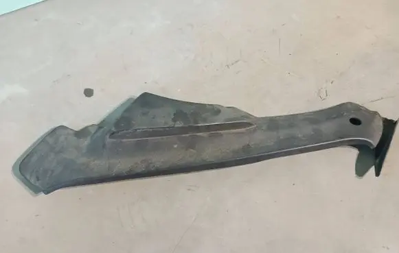 Audi A7 S7 4G Under headlight/headlamp trim 4G8805285C