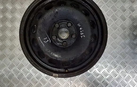 Volkswagen Jetta V R16 steel rim 