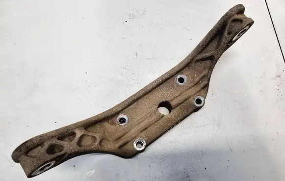 Land Rover Range Rover Evoque L538 Engine mounting bracket 6527110600