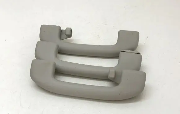Nissan Pulsar A set of handles for the ceiling 