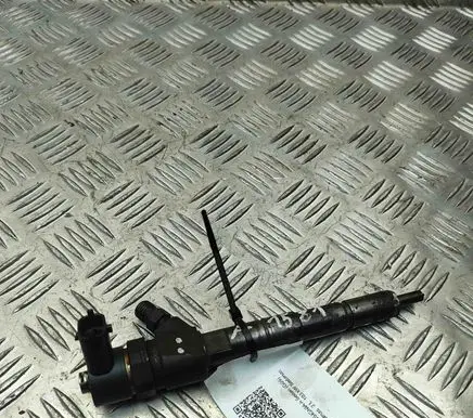 Opel Insignia A Fuel injector 55577668 0445110423