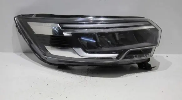 Nissan Primastar Headlight/headlamp 260105974R 00001515 1EX01472202