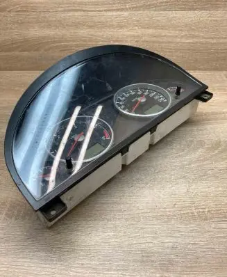 Ford Mondeo Mk III Speedometer (instrument cluster) 1S7F10841
