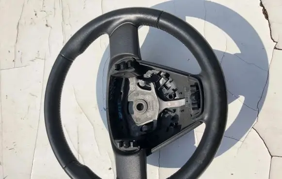 Citroen C3 Steering wheel 96600962