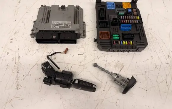 Citroen Jumpy Engine control unit/module citj3zeststart1 9845780880 9845141280